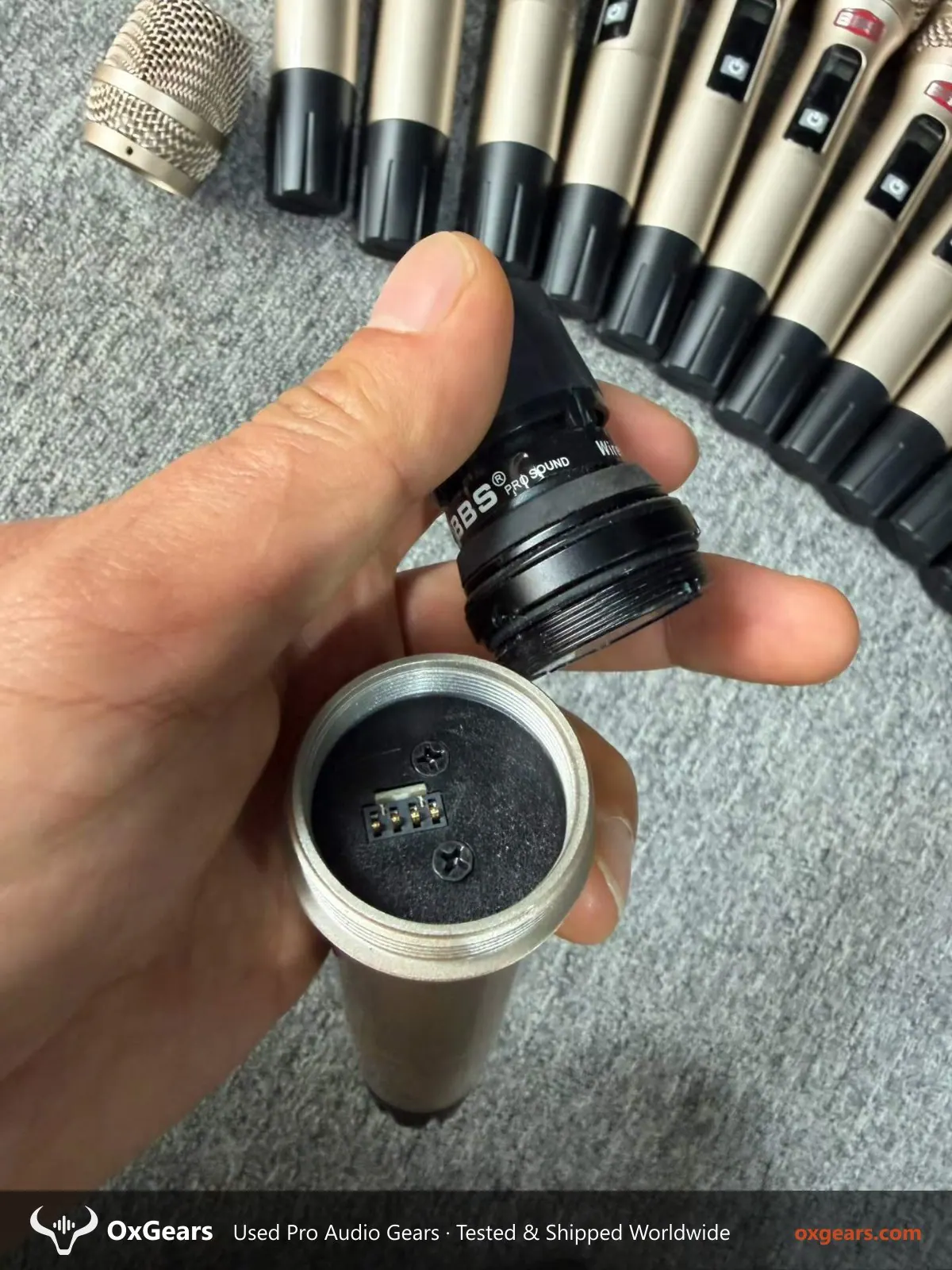 Sistema de micrófono inalámbrico de mano BBS U-798D 4