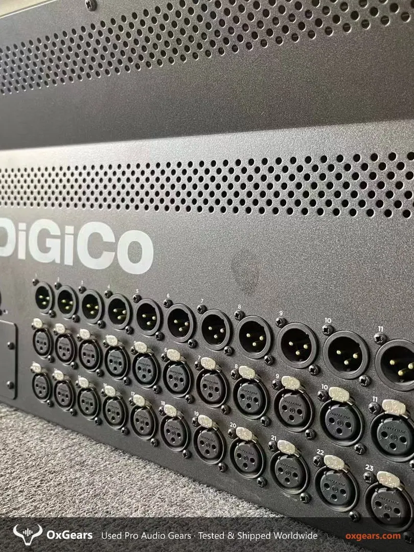 DiGiCo SD10 Digital Mixing Console 4