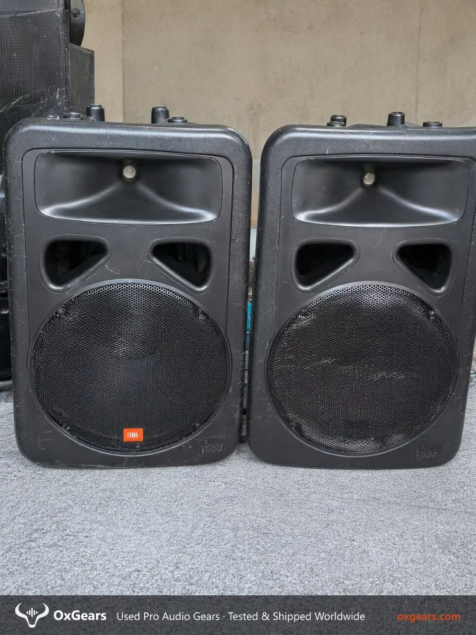 JBL EON1500 Powered Stage Monitor Speaker