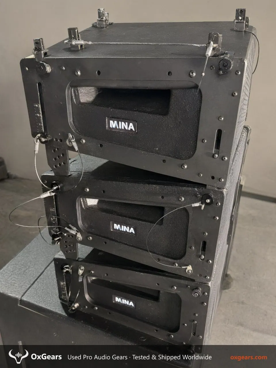 مكبر صوت Meyer Sound MINA من نوع Line Array 4